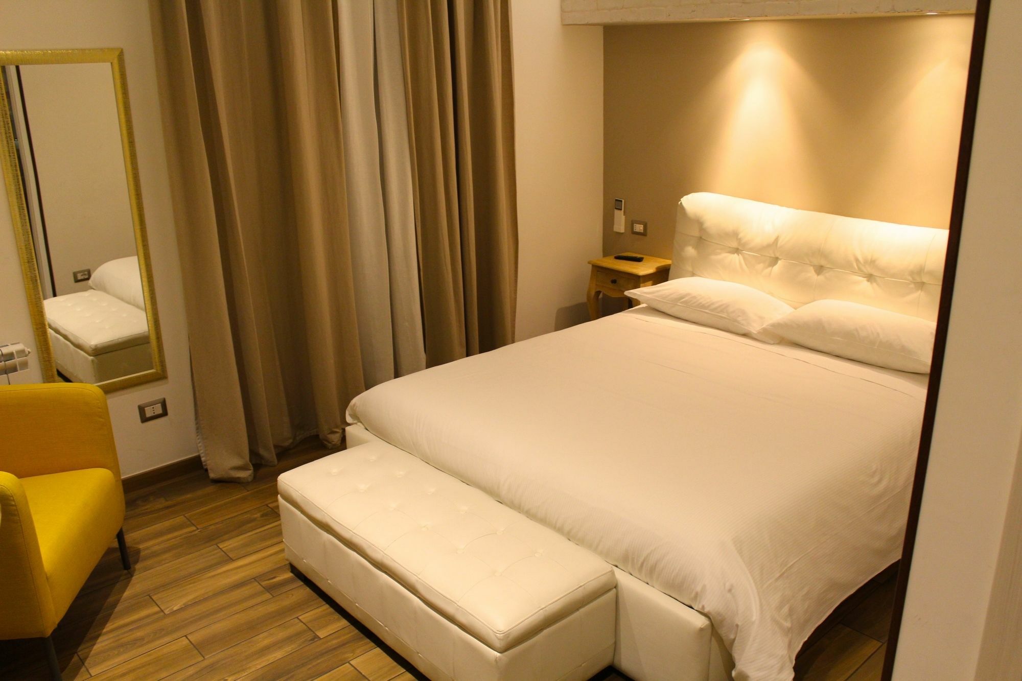 Roman Royal Rooms Bagian luar foto