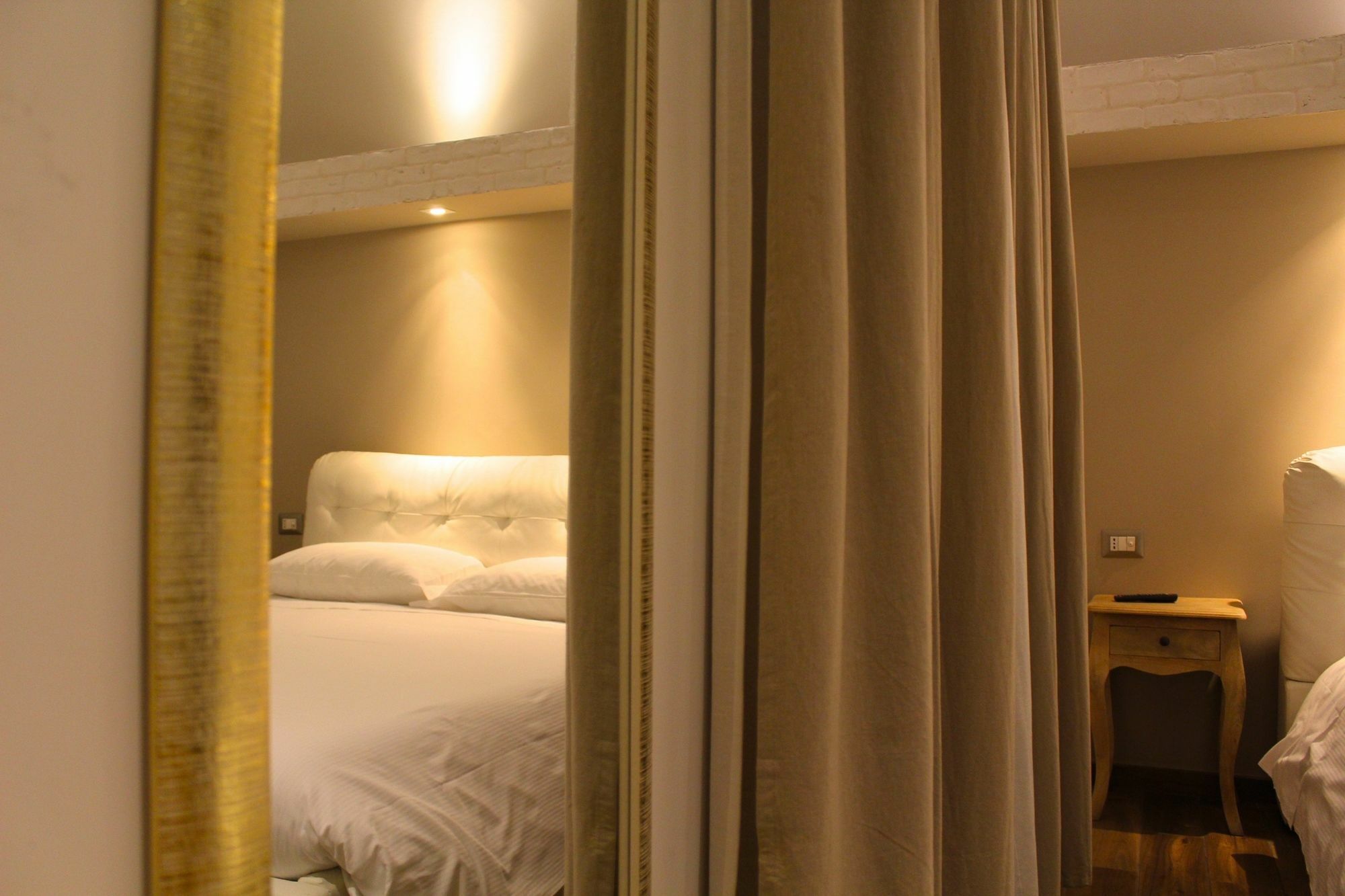 Roman Royal Rooms Bagian luar foto