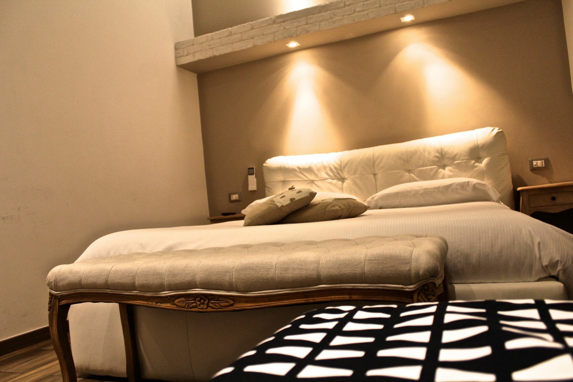 Roman Royal Rooms Bagian luar foto